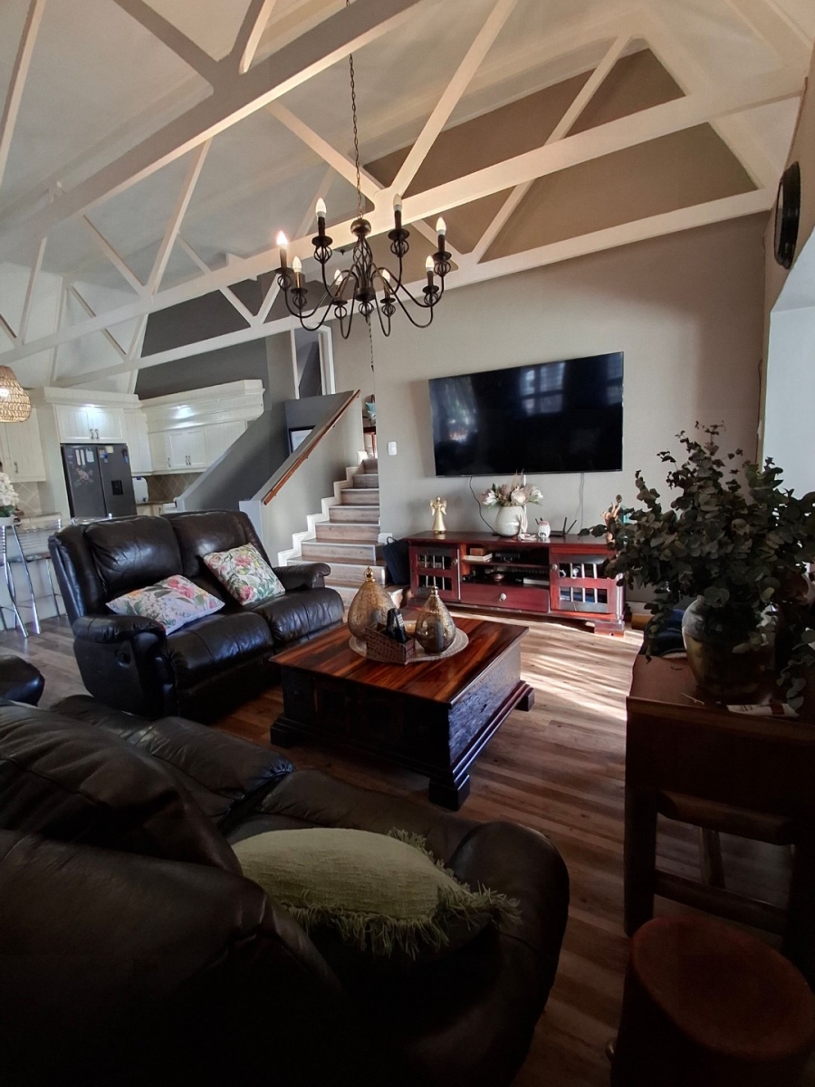  Bedroom Property for Sale in Ferreira Town Eastern Cape